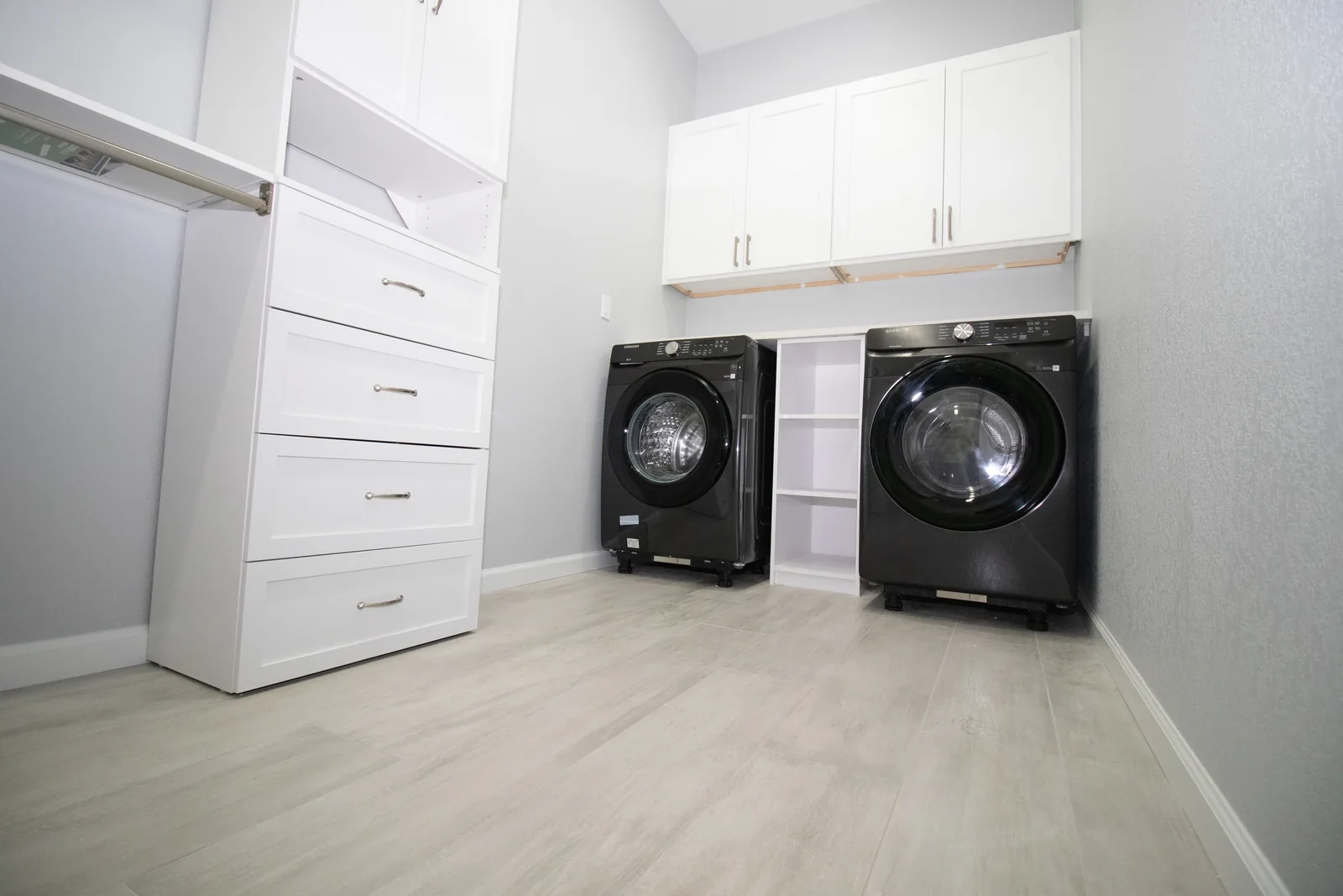 Bright new room addition interior in Manvel, TX